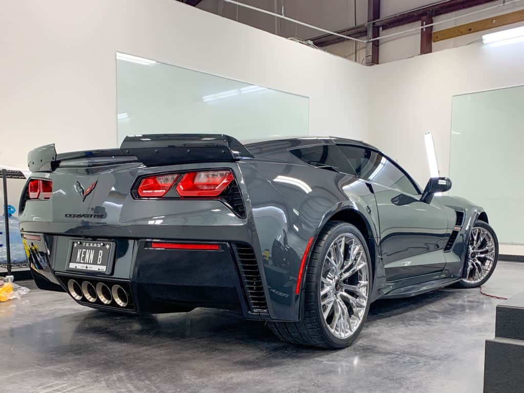 2019 Corvette Stingray Back Third 2